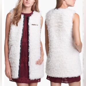 ASTR Nordstrom Fuzzy Faux Fur/Leather Trim Vest Sz M